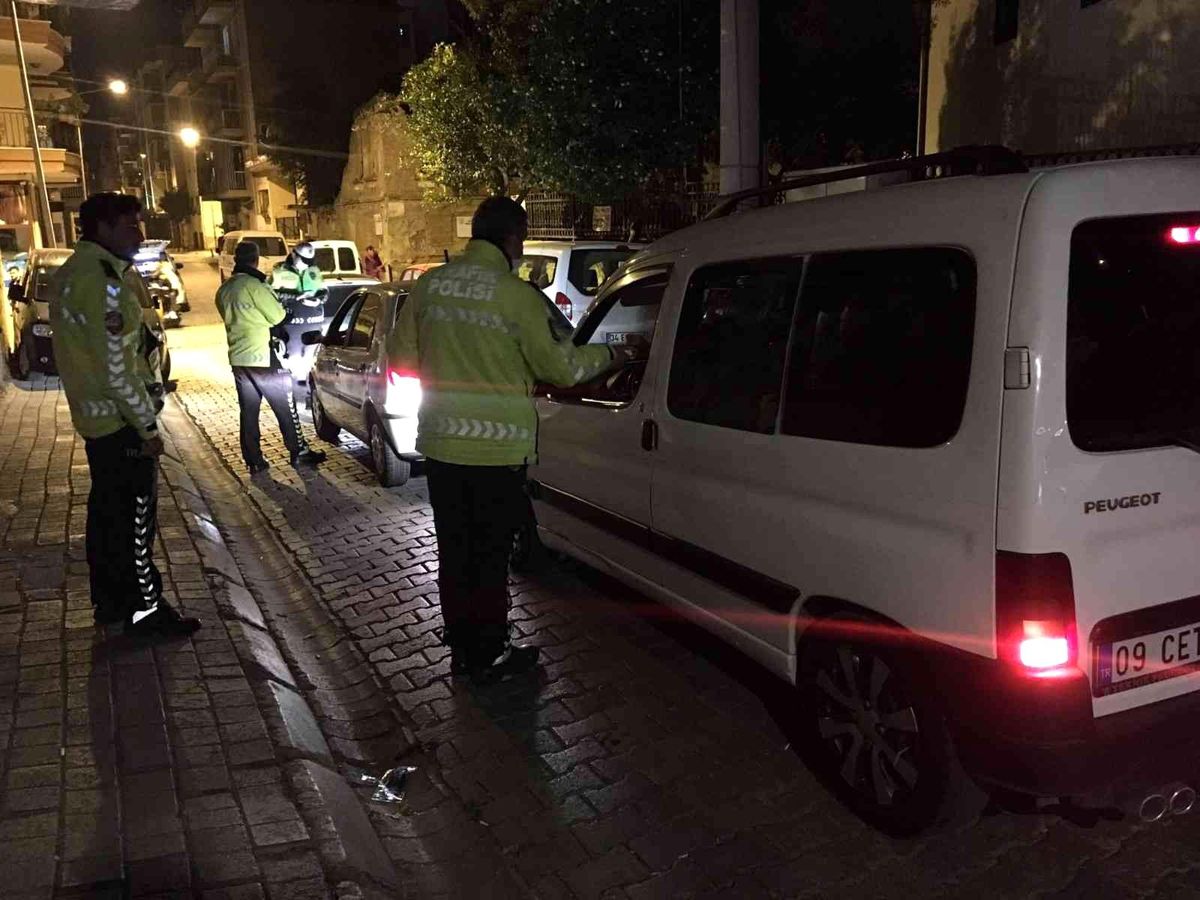 Aydın\'da trafik ekipleri kural tanımaz şoförlere göz açtırmıyor