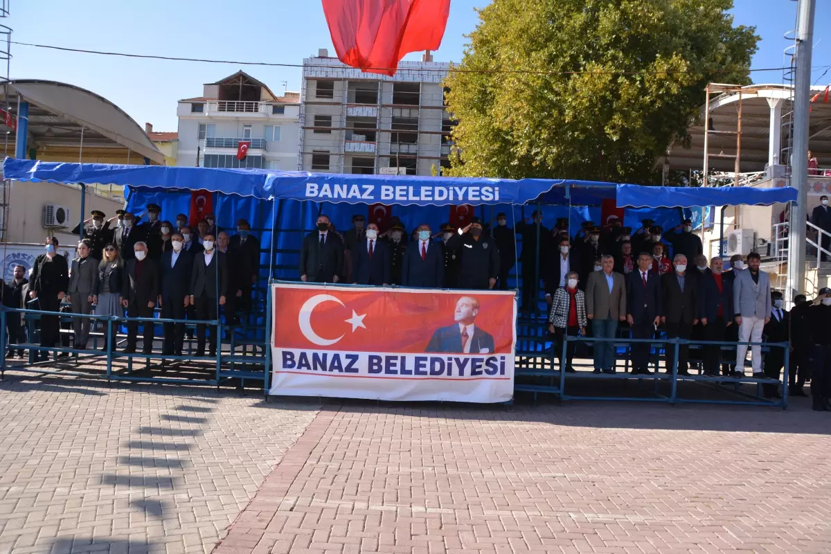 Banaz\'da 29 Ekim Cumhuriyet Bayramı kutlandı