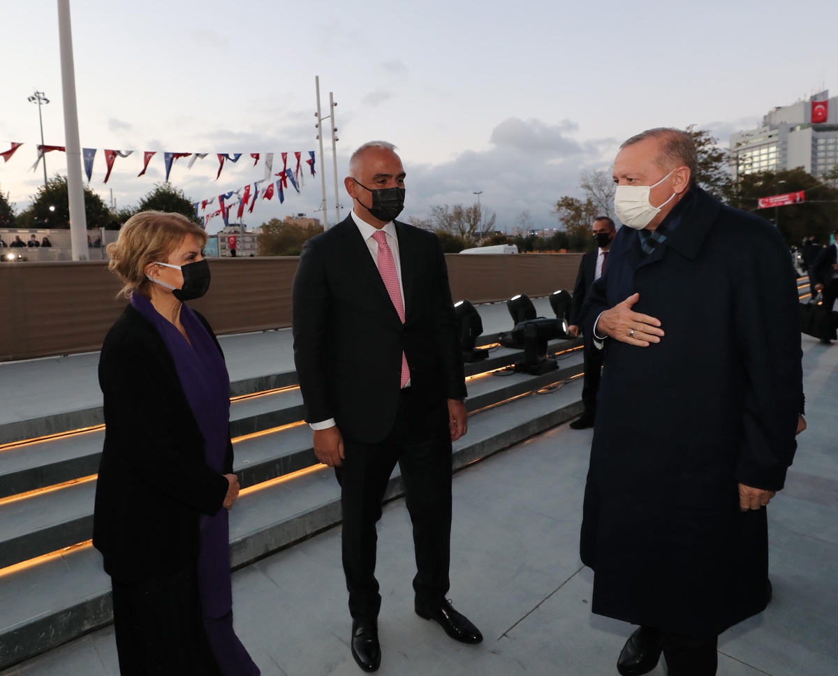 Son dakika gündem: Cumhurbaşkanı Erdoğan, Atatürk Kültür Merkezi\'nin açılışını gerçekleştirdi