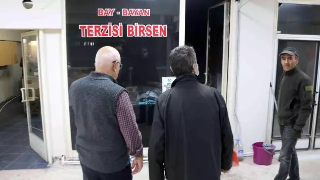 Edirne'de işyeri yanan terzi gözyaşlarını tutamadı