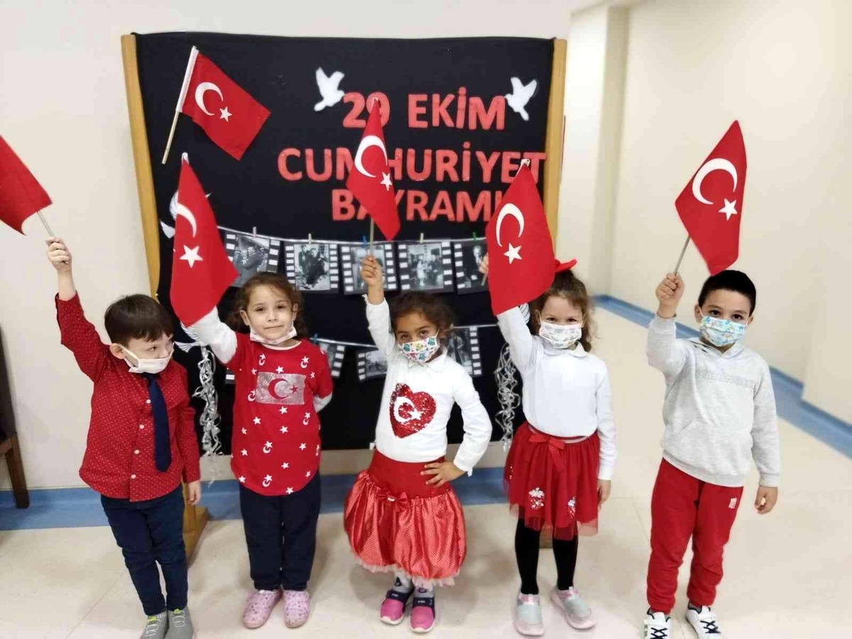 Gül Kreş Adası\'nda cumhuriyet coşkusu