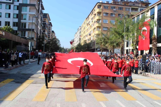 Hatay'da 29 Ekim Cumhuriyet Bayramı coşkuyla kutlandı