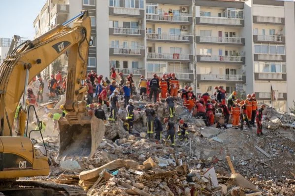 'İzmir'in deprem master planı güncellenmeli'