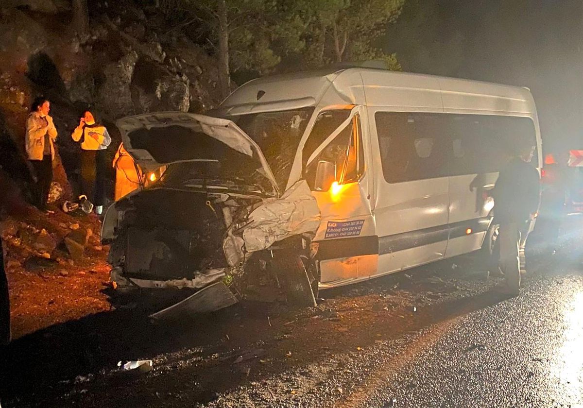 Kahramanmaraş\'ta trafik kazası: 15 yaralı