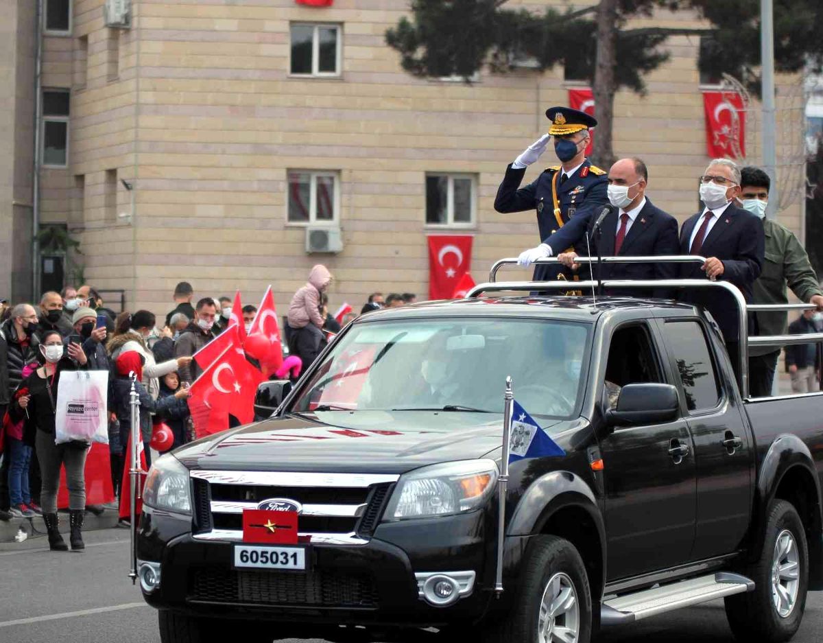 Kayseri\'de 29 Ekim coşkusu