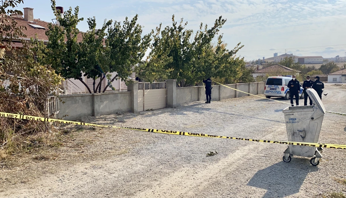 Kırşehir\'de dünürler arasındaki silahlı kavgada 1 kişi öldü, 2 kişi yaralandı