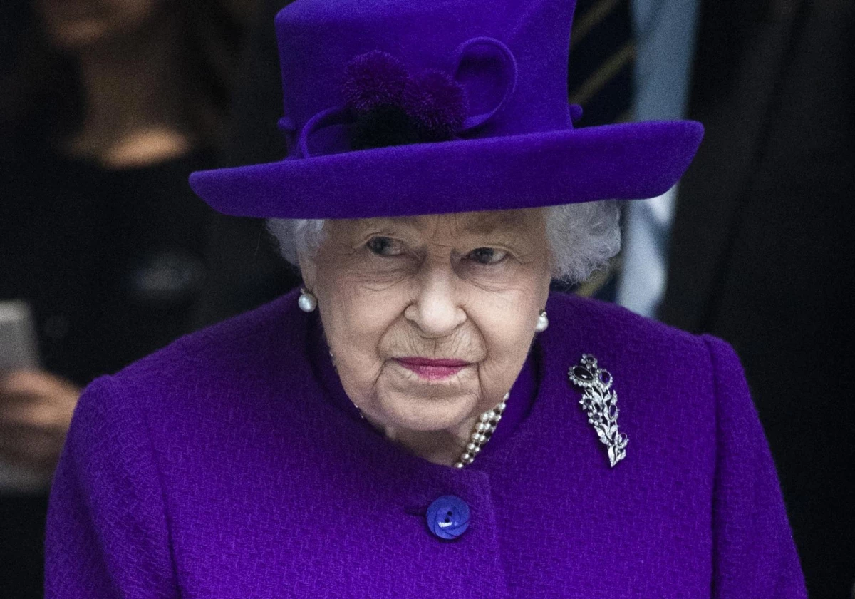 Kraliçe II. Elizabeth\'e en az 2 hafta dinlenme önerisi