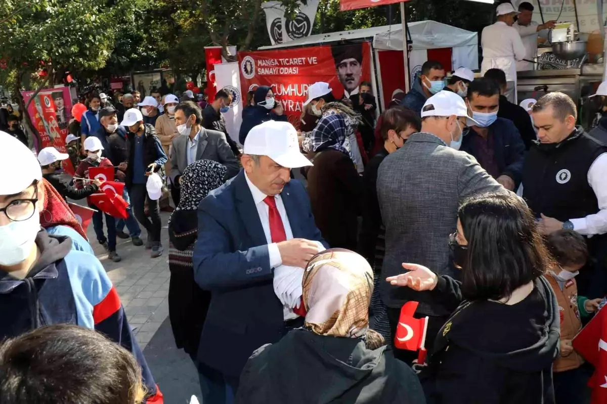 Manisa TSO\'dan Cumhuriyet Bayramı kutlaması