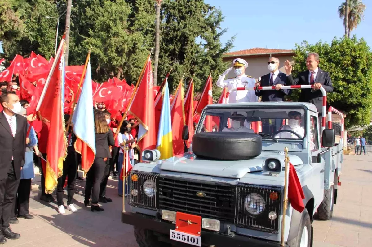 Cumhuriyetimizin 98. Kuruluş Yıl Dönümü Mersin\'de Coşkuyla Kutlandı