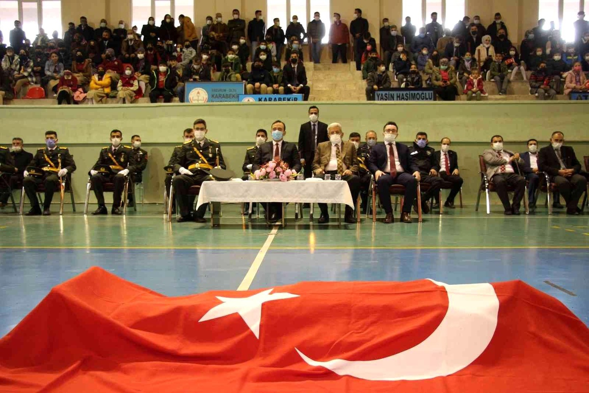 Oltu\'da Cumhuriyet Bayramı kutlandı