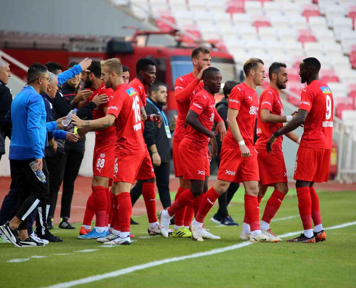 Sivasspor\'da Altay maçı öncesi 4 eksik
