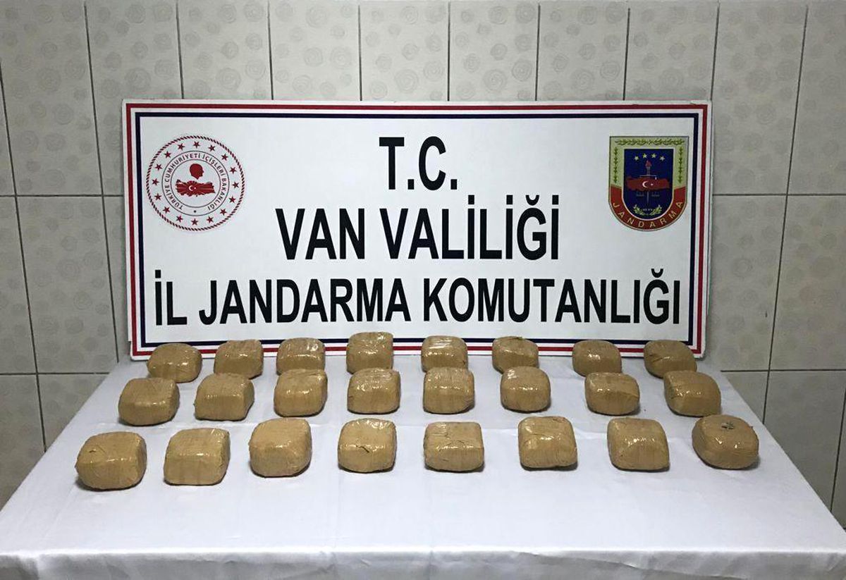 Van\'da 11 kilo 931 gram eroin ele geçirildi