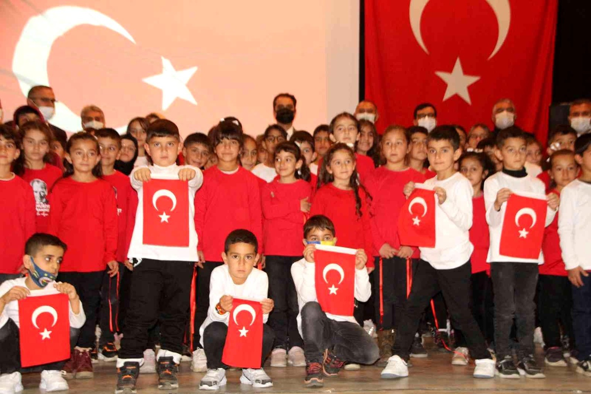Varto\'da Cumhuriyet Bayramı coşkusu