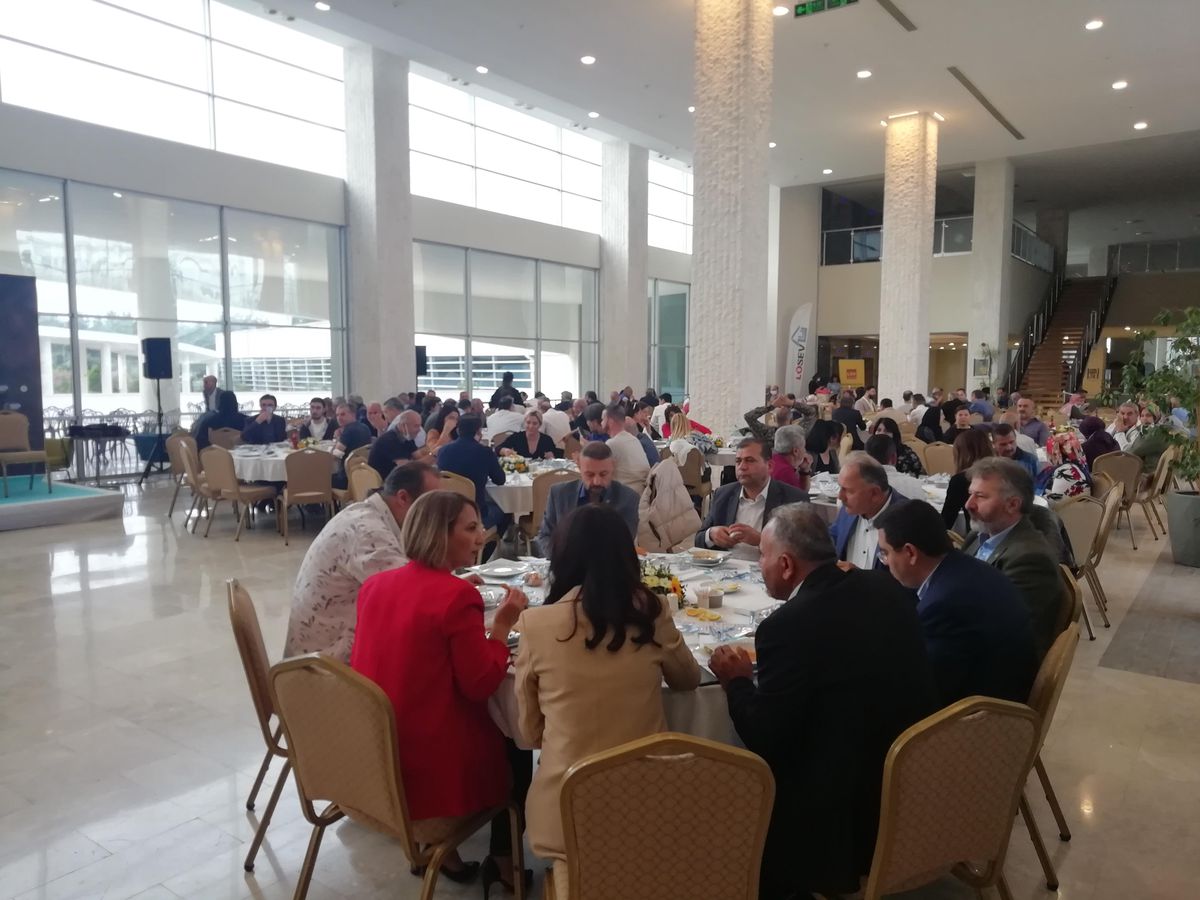 Son dakika gündem: Antalya\'da yaşayan Konyalılar, "Geleneksel Bayma Çorbası Buluşması"nda bir araya geldi