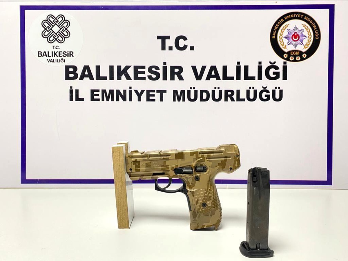 Balıkesir\'de asayiş uygulamasında 4 tutuklama