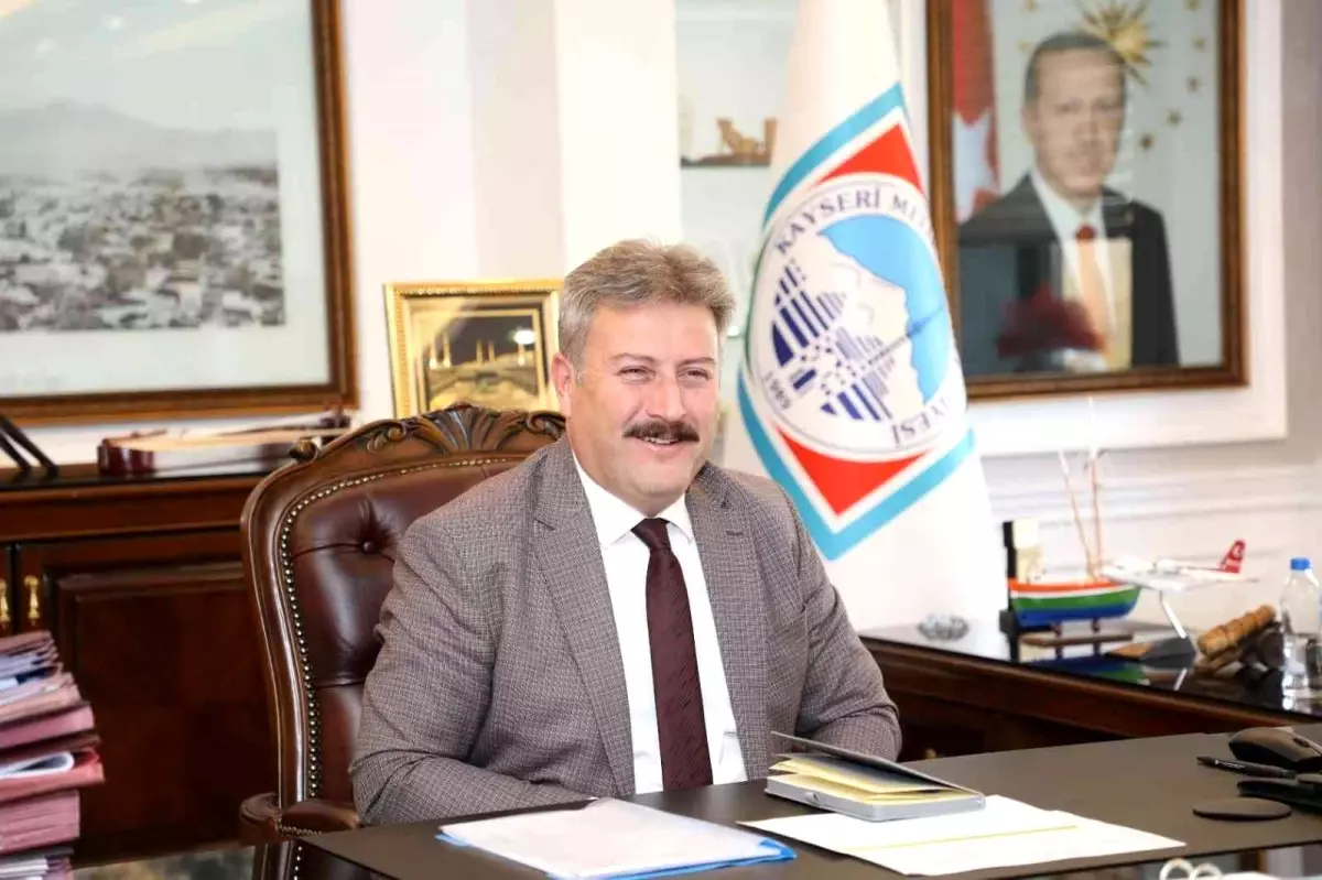 Başkan Palancıoğlu ERÜ bilim insanlarını tebrik etti