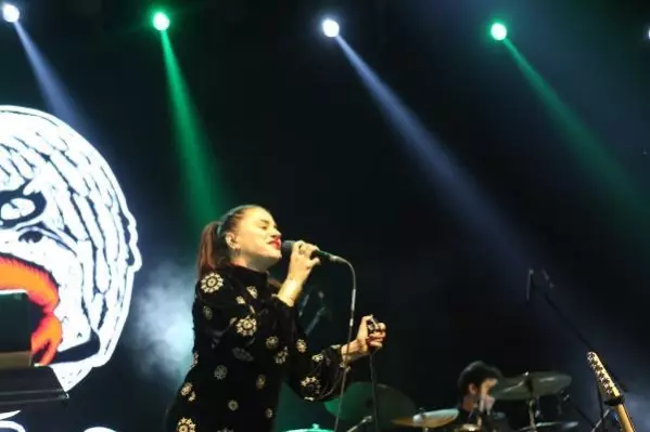 Ceylan Ertem'den Eskişehir'de Cumhuriyet Bayramı'na özel konser