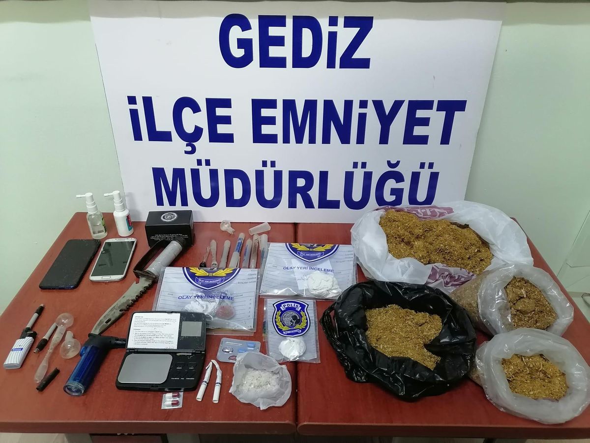 Son dakika haberi | Gediz\'deki uyuşturucu operasyonunda 1 zanlı tutuklandı