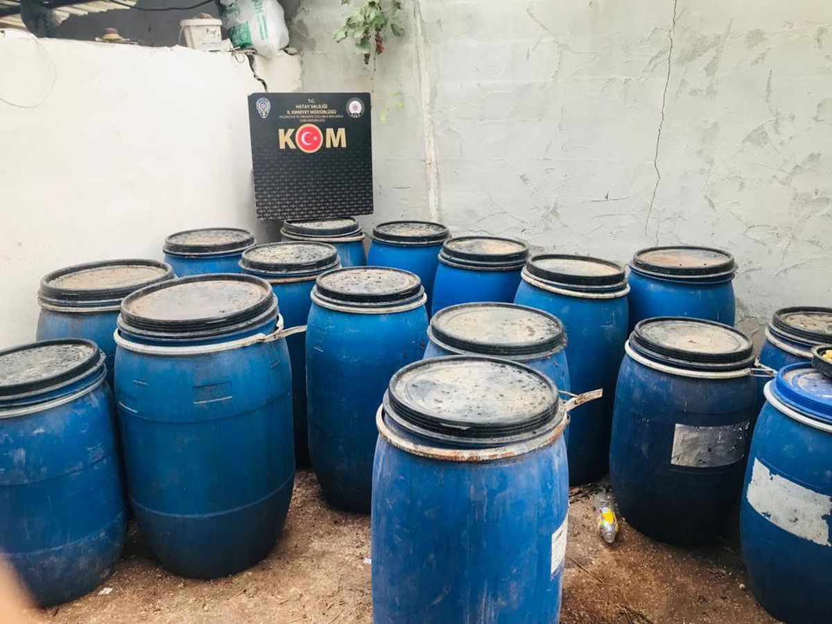 Hatay\'da 93 litre sahte içki ele geçirildi