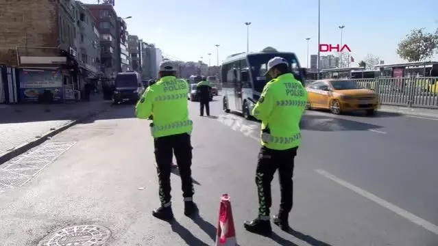 KADIKÖY VE TAKSİM MEYDANI'NDA TAKSİ DENETİMİ