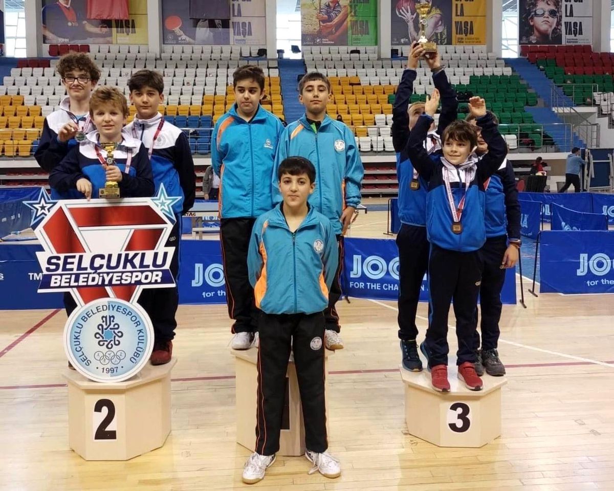 Masa Tenisi takımı Ankara\'dan şampiyonluk ile döndü