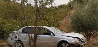 Otomobil şarampole devrildi; sürücü, eşi ve çocuğu yaralandı