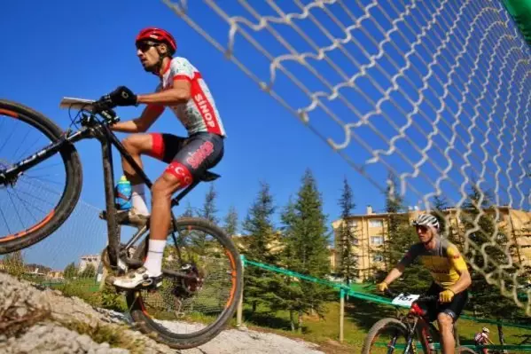 Sakarya'da Bisiklet Vadisi'nde MTB Türkiye Şampiyonası heyecanı