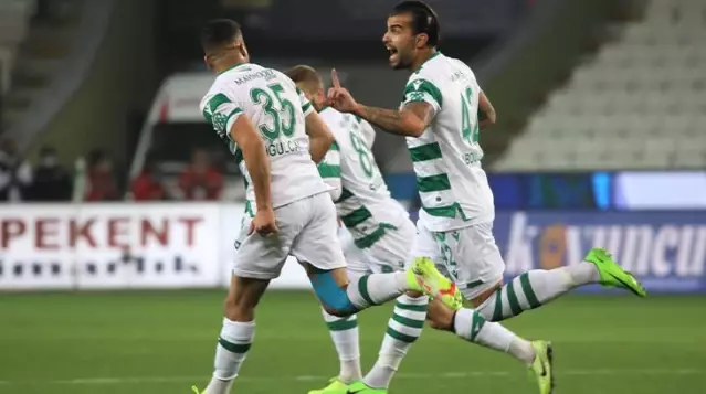 Kanarya zirveden hızla uzaklaşıyor! Fenerbahçe, deplasmanda Konyaspor'a 2-1 mağlup oldu