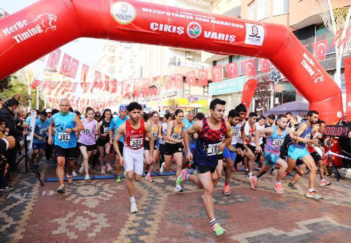 1\'inci Uluslararası Mezopotamya Yarı Maraton Koşusu\'na 363 sporcu katıldı