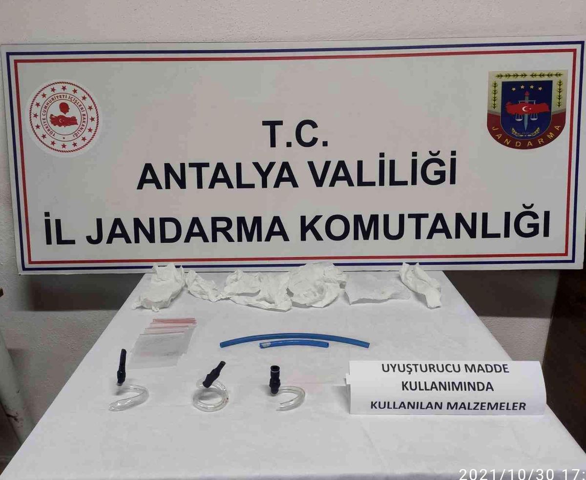 Antalya\'da uyuşturucu operasyonu