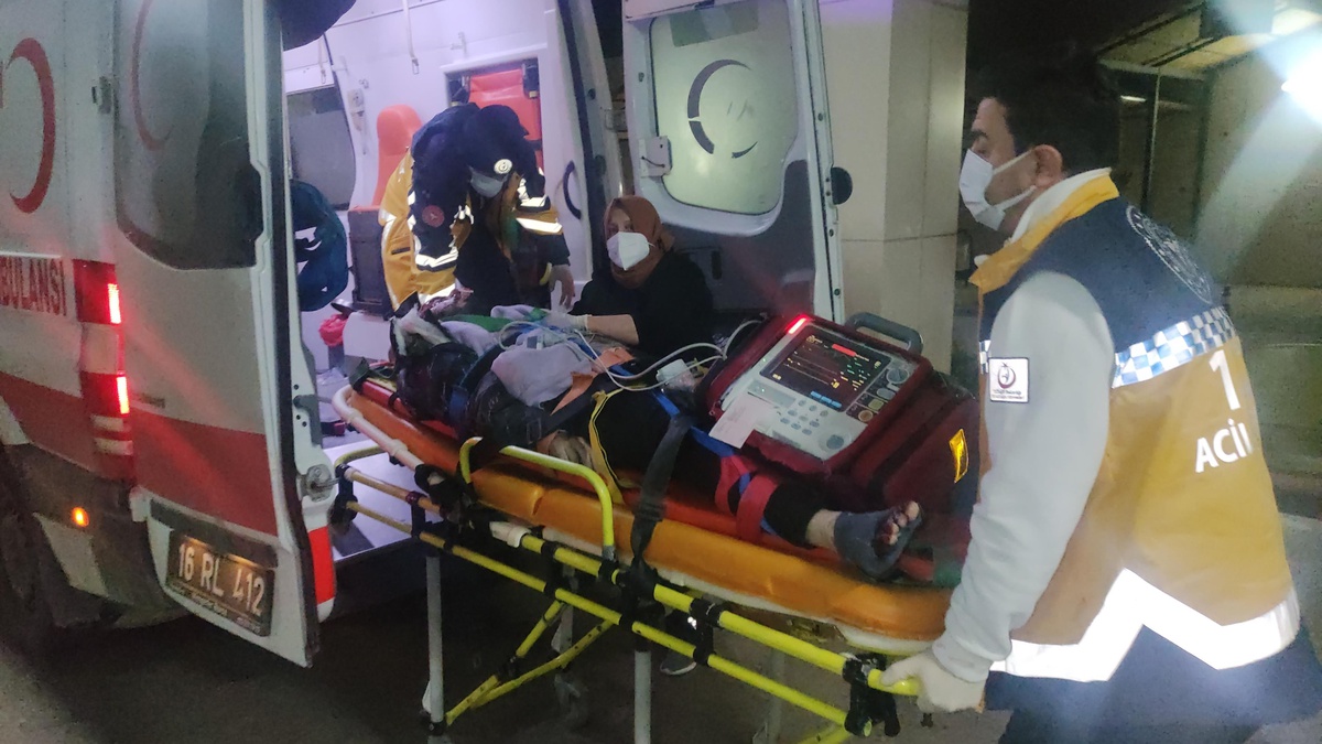 Bursa\'da motosiklet kazasında yaralanan kişi hastanede hayatını kaybetti