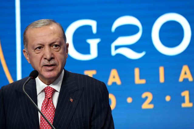 Cumhurbaşkanı Erdoğan: ABD'nin Suriye'deki terör örgütlerine yönelik desteğine yönelik üzüntümüzü dile getirdik 