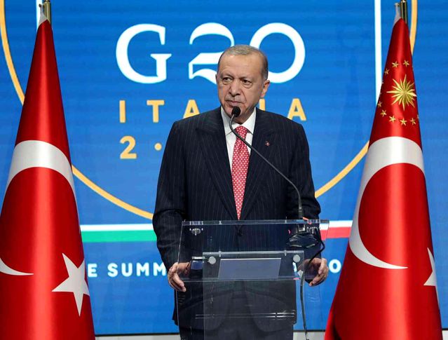 Cumhurbaşkanı Erdoğan: ABD'nin Suriye'deki terör örgütlerine yönelik desteğine yönelik üzüntümüzü dile getirdik 