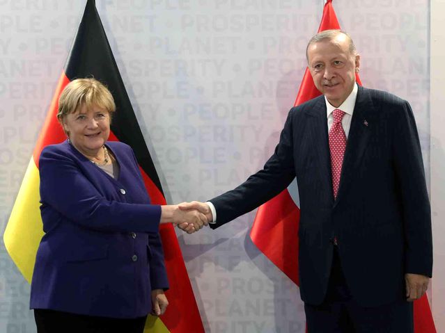 Cumhurbaşkanı Erdoğan, Almanya Başbakanı Merkel ile görüştü