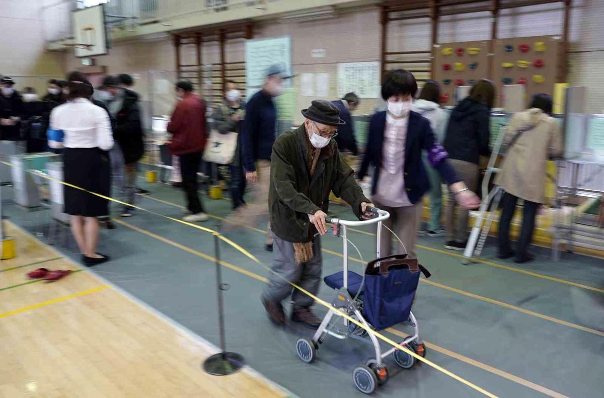 Japonya genel seçim için sandık başında
