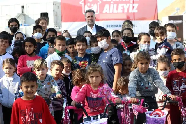 Konteyner kentte çocuklara sürpriz