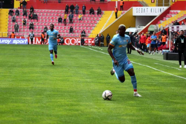 Spor Toto Süper Lig: Kayserispor: 0 Fatih Karagümrük: 1 (Maç devam ediyor)