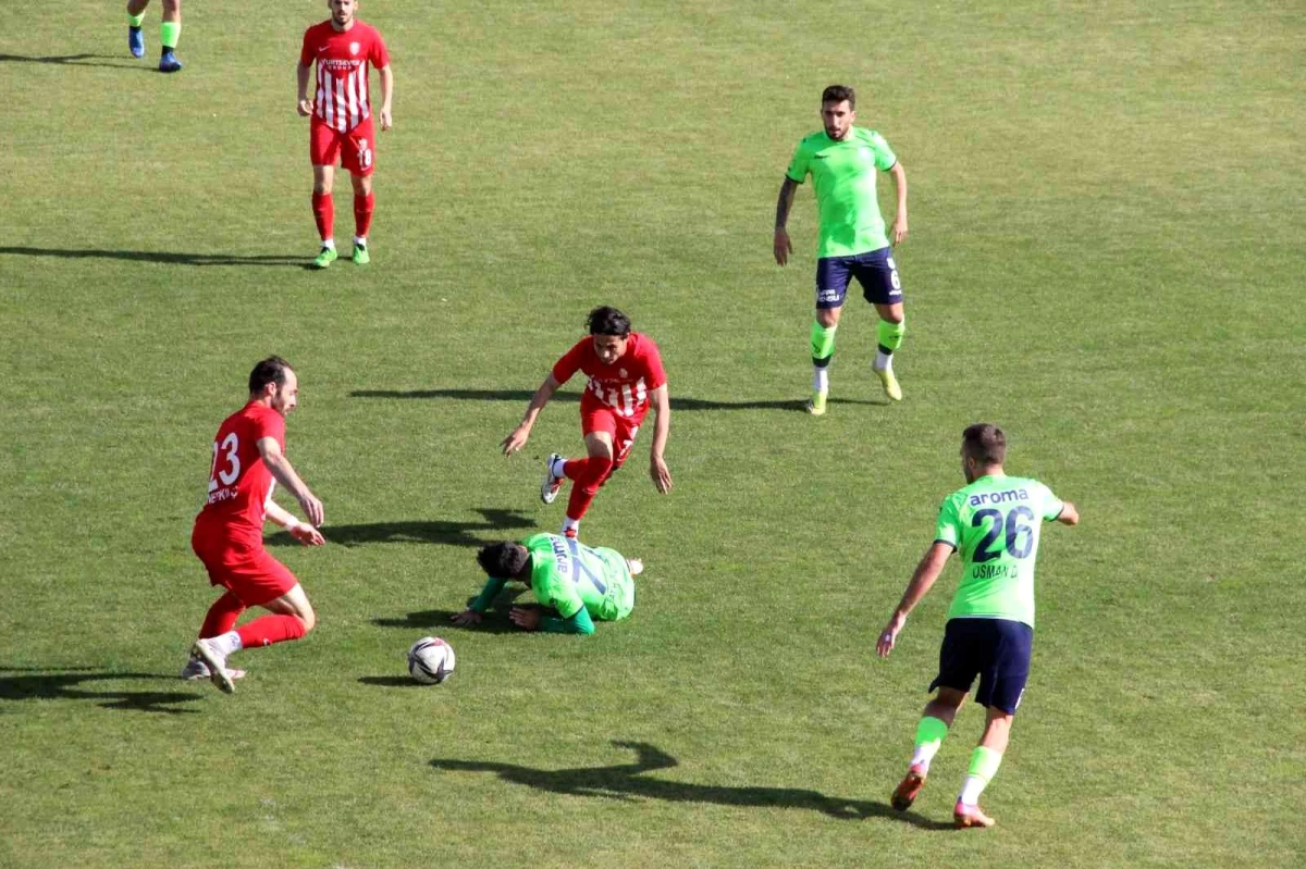 TFF 3. Lig: Karaman Belediyespor: 2 Bursa Yıldırımspor: 2