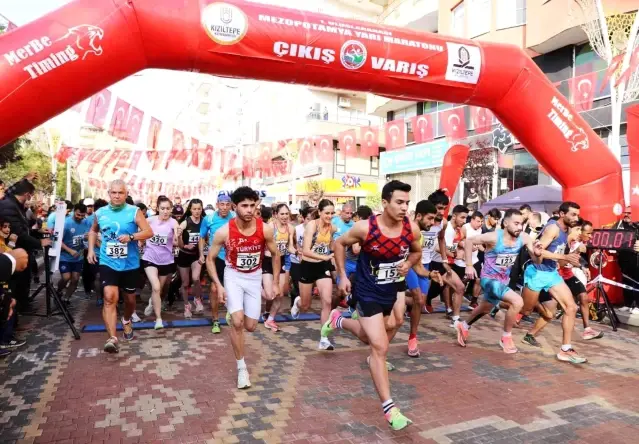 Vali Demirtaş, 1. Uluslararası Mezopotamya Yarı Maraton Koşusunun startını verdi