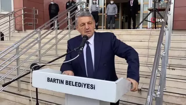 2 kişinin öldüğü kazada yaralanan Bartın Belediye Başkanı göreve başladı