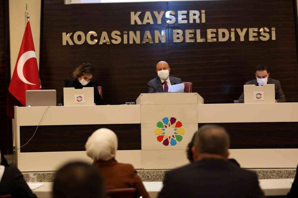 Başkan Çolakbayrakdar: "Şampiyon sporcular yetişiyoruz"