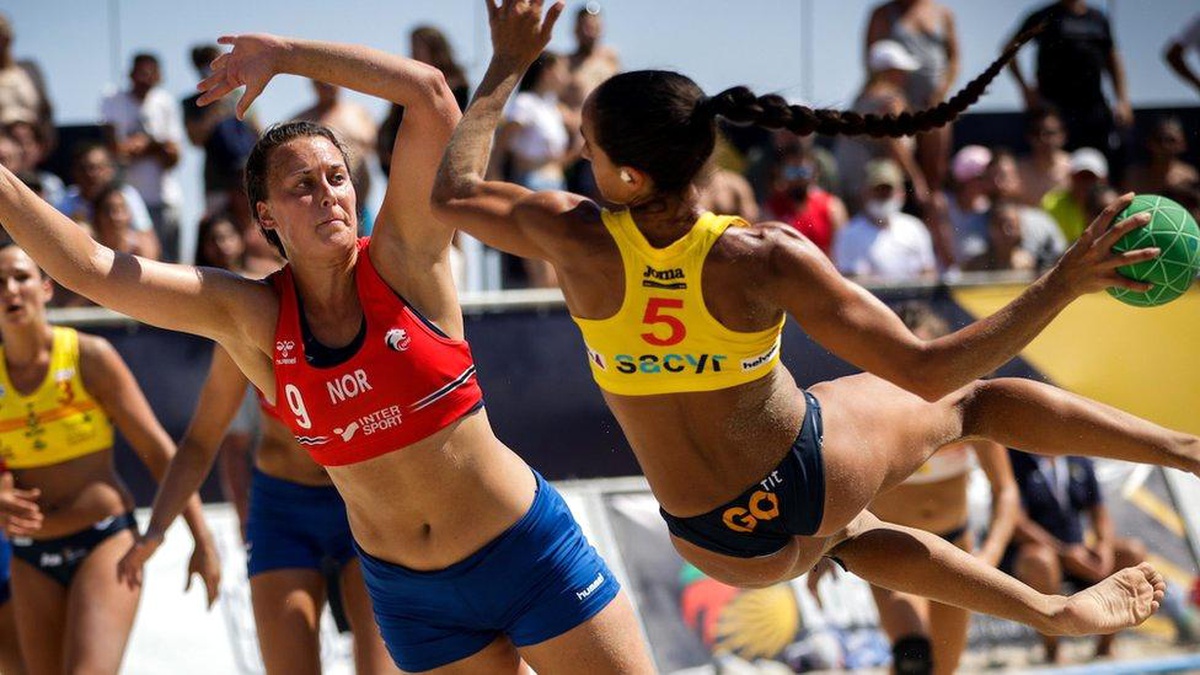 Bikini krizi sonrası Hentbol Federasyonu kural ısrarından geri adım attı