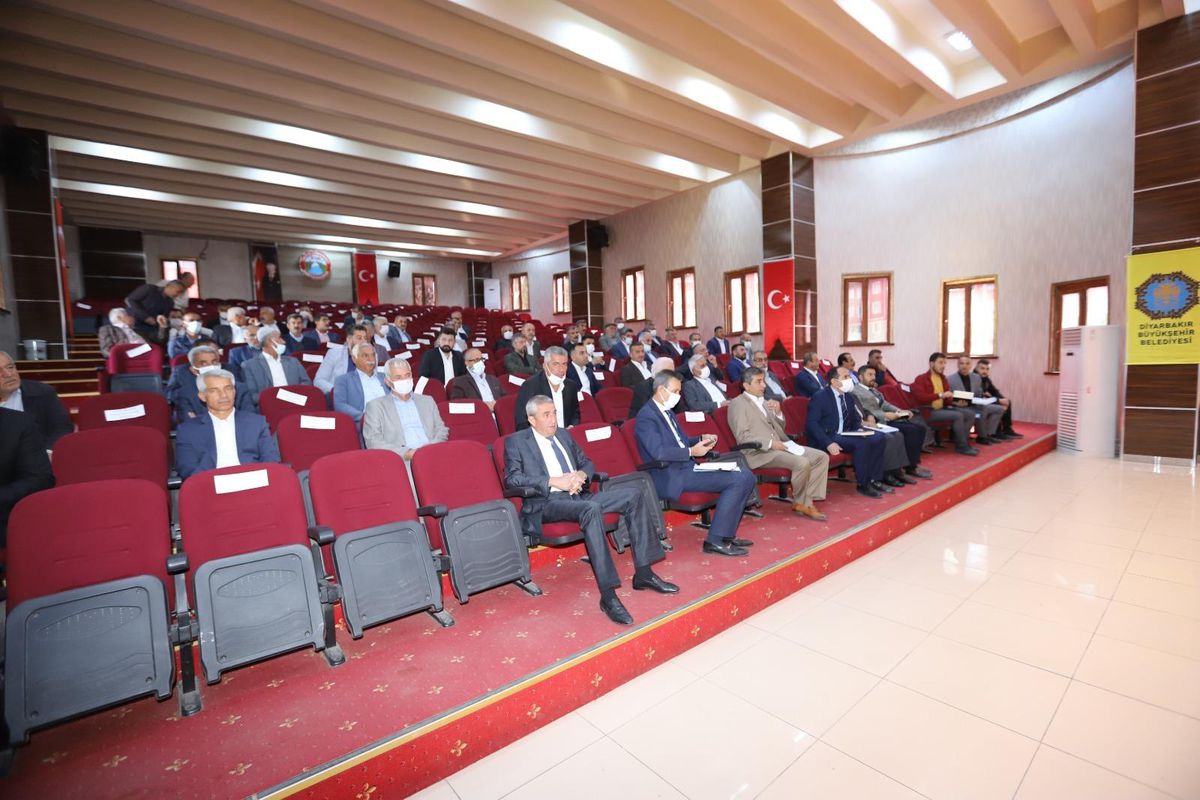 DİSKİ muhtarlarla bir araya gelmeye devam ediyor