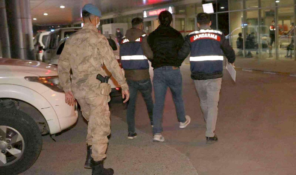 FETÖ\'den aranan eski polis ve jandarma yakalandı