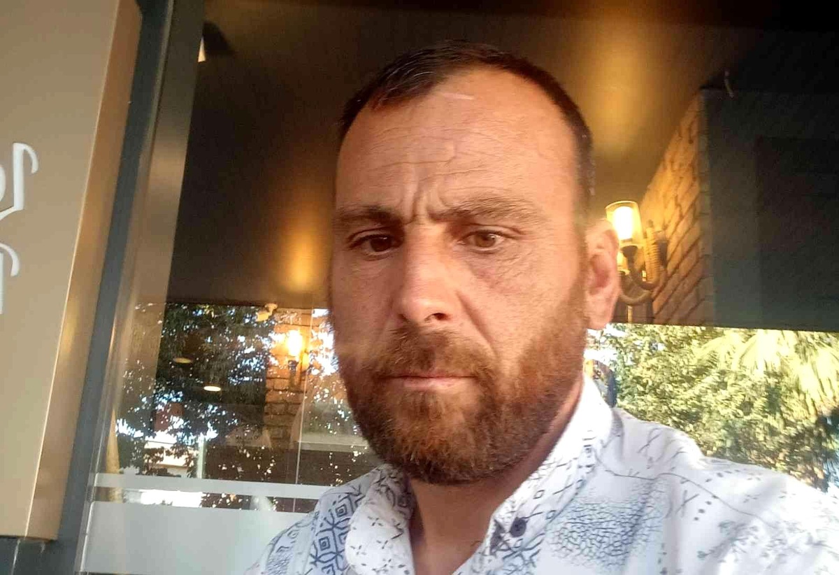 İşten çıkarılmayla tehdit eden kişiyi sokak ortasında öldürdü