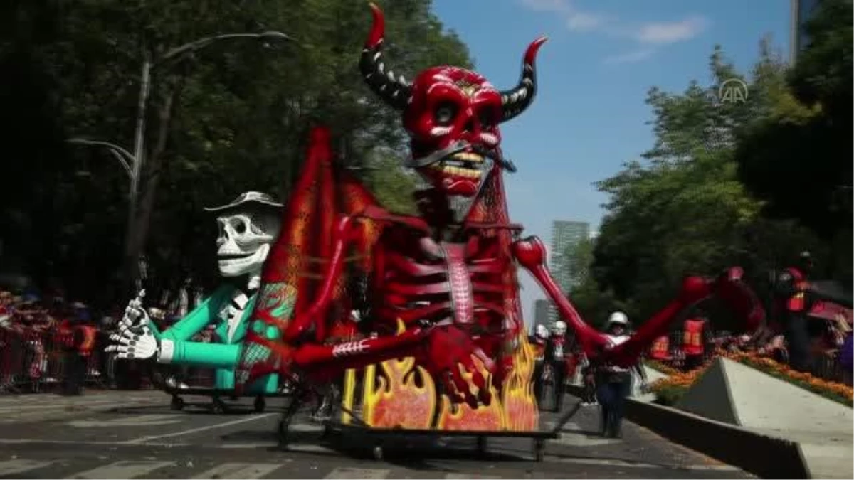 MEXICO CITY - Meksika\'da \'Ölüler Günü\' festivali