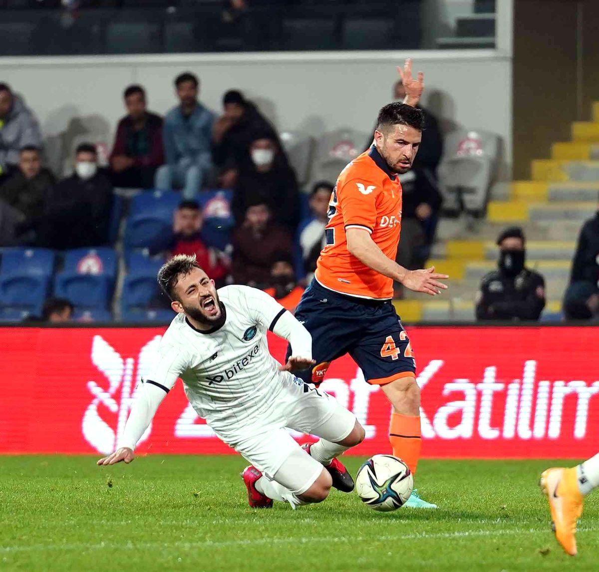 Spor Toto Süper Lig: Medipol Başakşehir: 2 - Adana Demirspor: 1 (Maç sonucu)