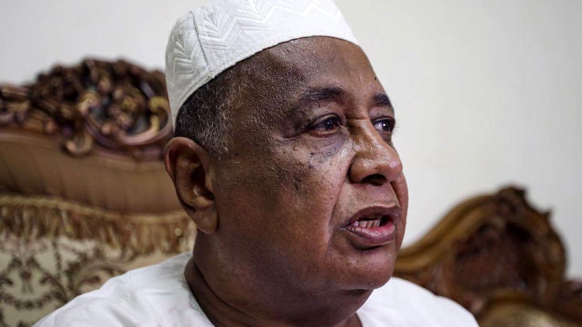 Sudan\'da darbe: Eski lider Ömer el-Beşir\'e yakın siyasetçilerden İbrahim Gandur yeniden tutuklandı