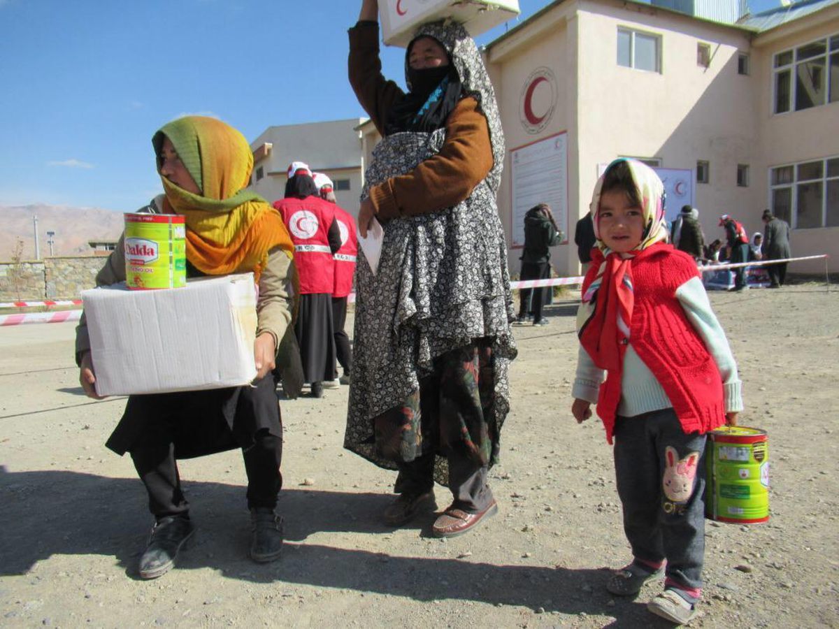 Türk Kızılay, Afganistan\'da 2 bin koli gıda yardımında bulundu