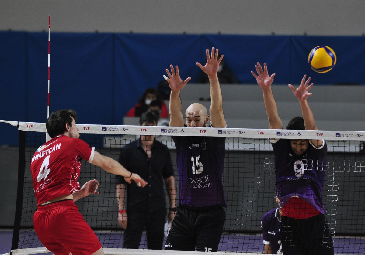 Voleybol: AXA Sigorta Efeler Ligi